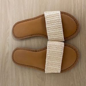Vineyard Vines Jute Slides